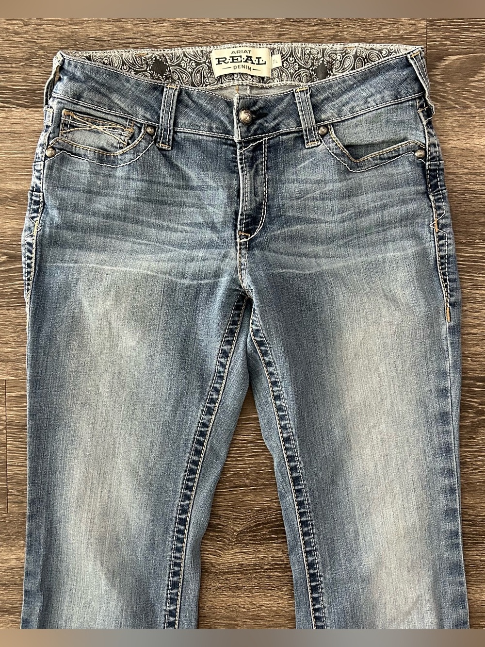 Ariat Real Denim Low Rise Boot Cut Blue Jeans Womens 31L Embroidered Pockets Y2K - Picture 2 of 14